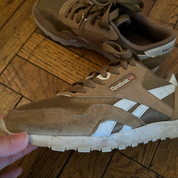 Reebok sneakers - Picture 2 of 5